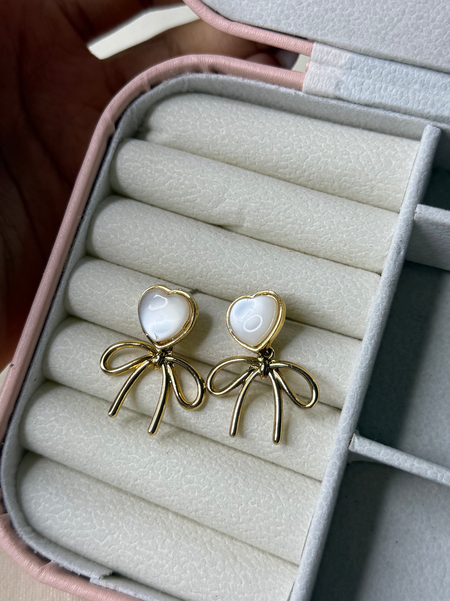 Bow & Pearl Earrings