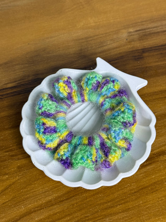 Shalvika’s Crochet Scrunchie