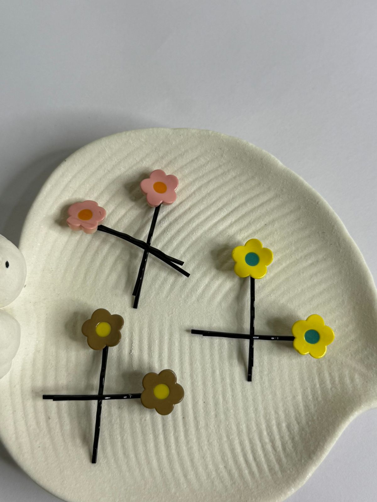 Flower Bobby Pins