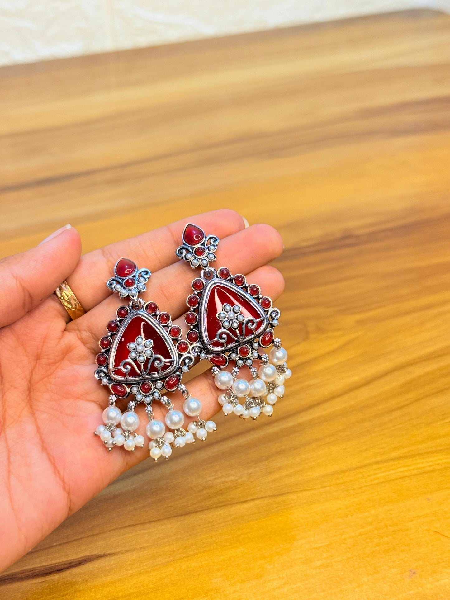 Jodha Jhumke