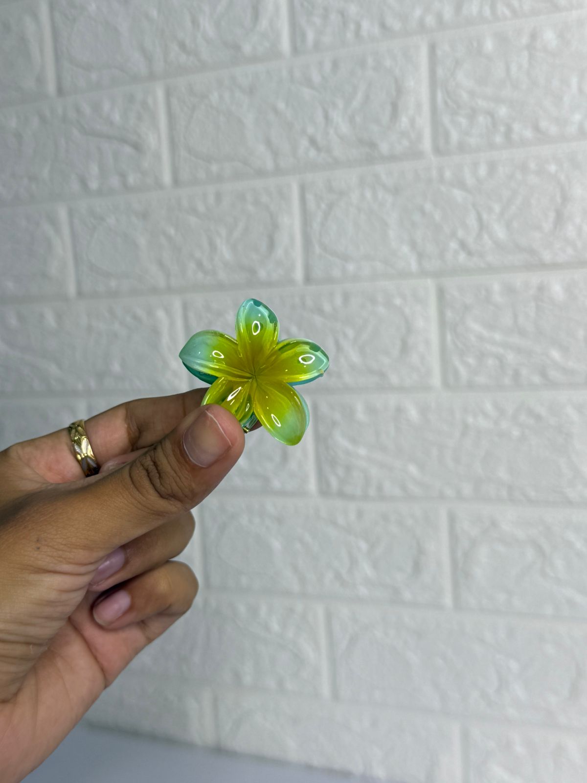 Mini Glossy Flower Claw Clip