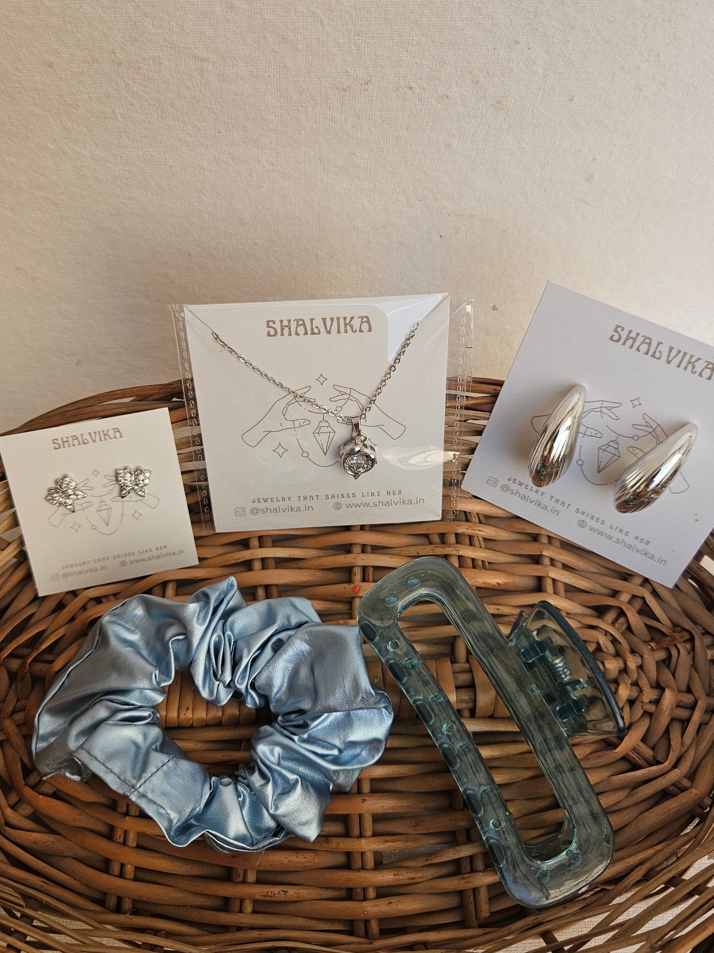 Surprise Sparkle Silver Combo - ₹499