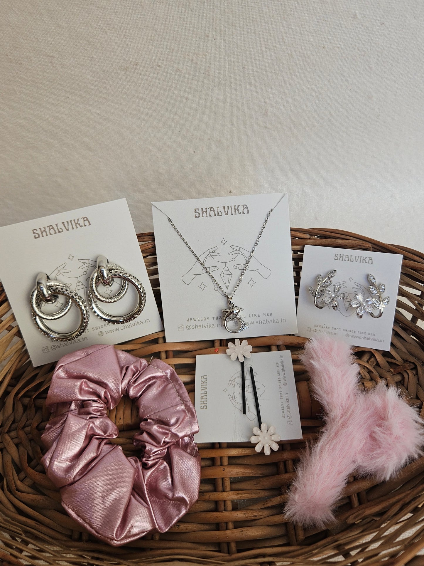 Surprise Silver Radiance Combo - ₹699