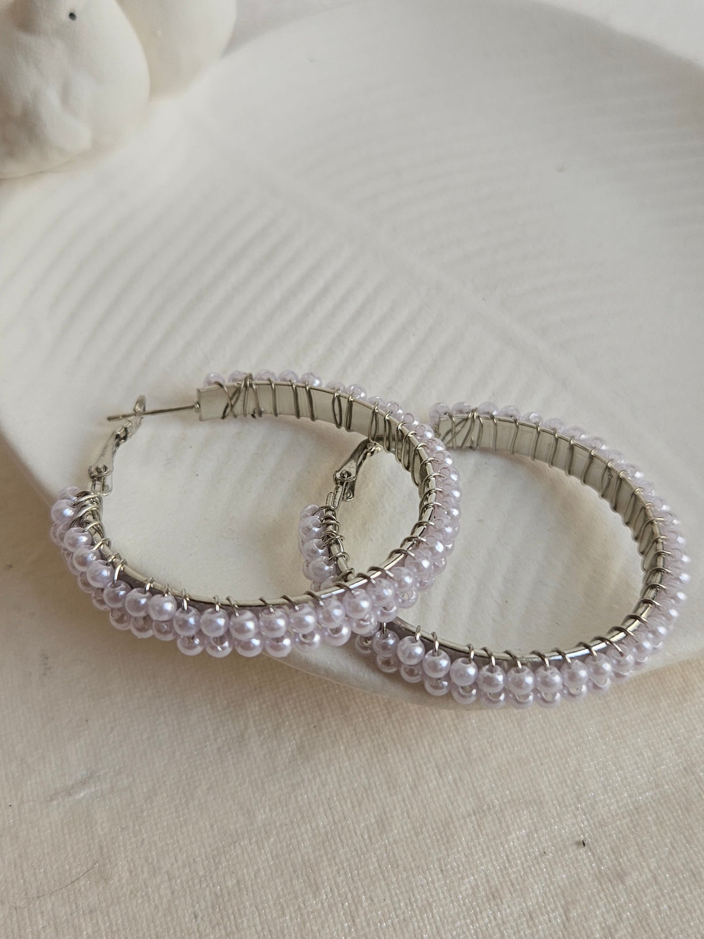 Silver Pearl Dangle