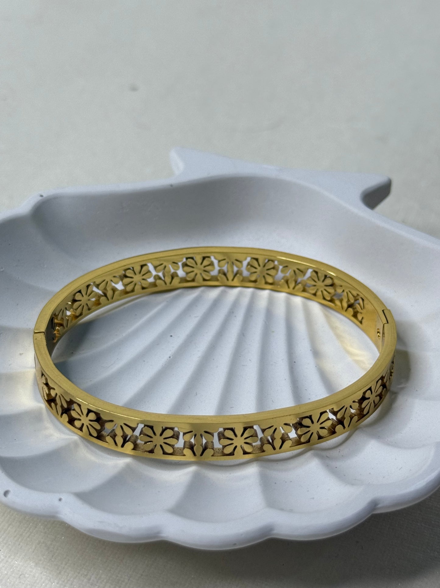 Gardenia Bracelet