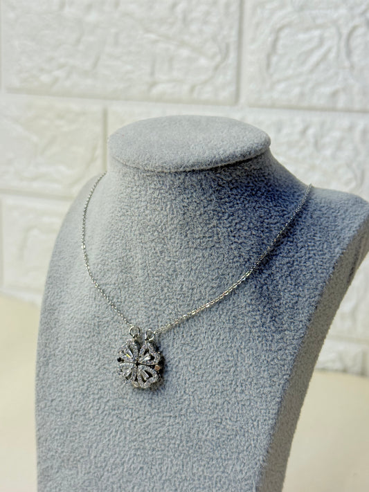 Dreamy petals (silver)