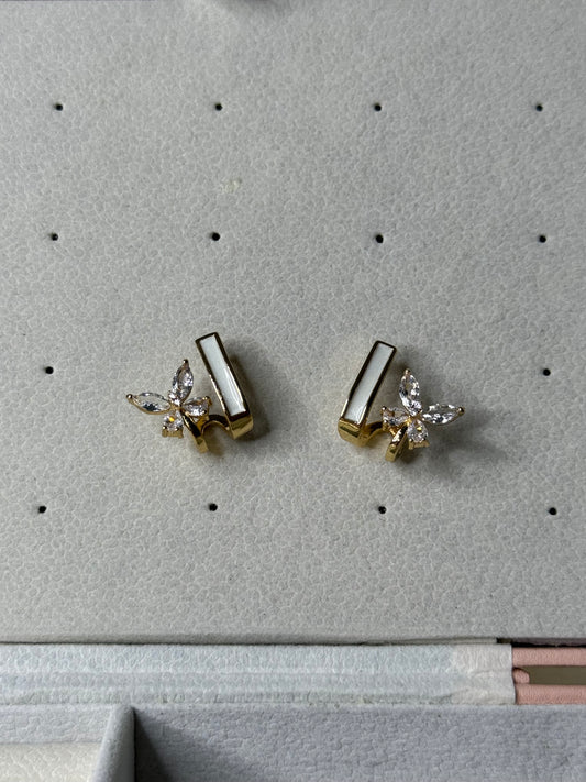 Dreamy Studs