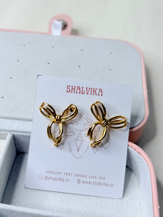 Minimalistic Bow Earrings