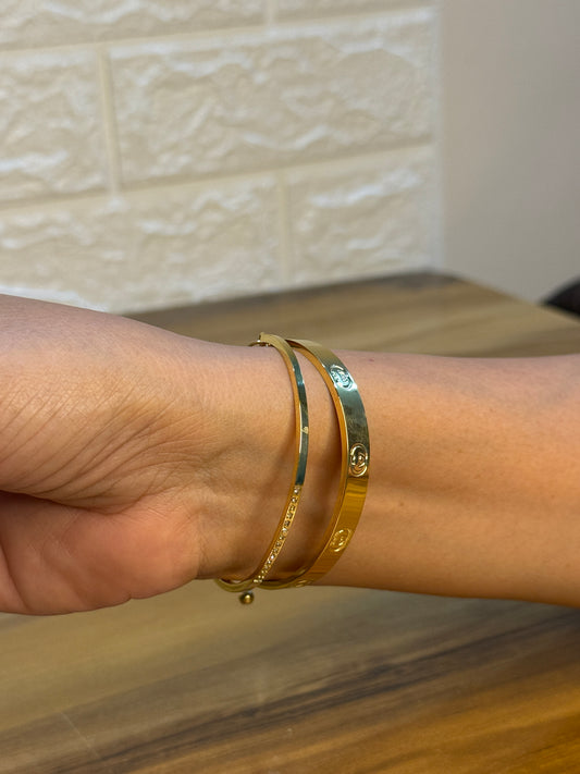 Semi Bracelet Kada