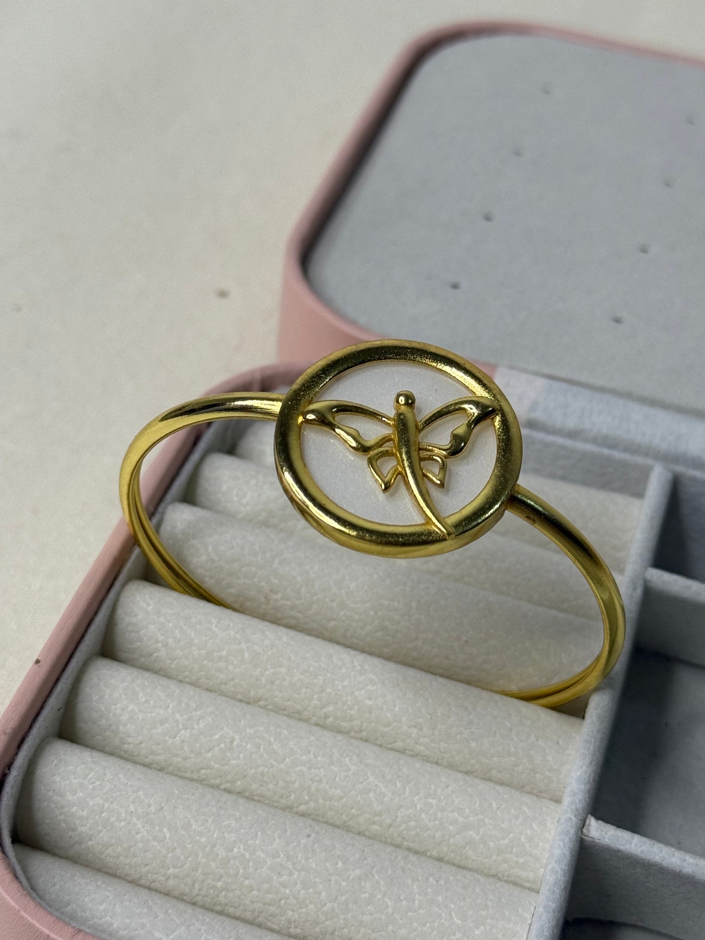 Ivory Wing Bangle