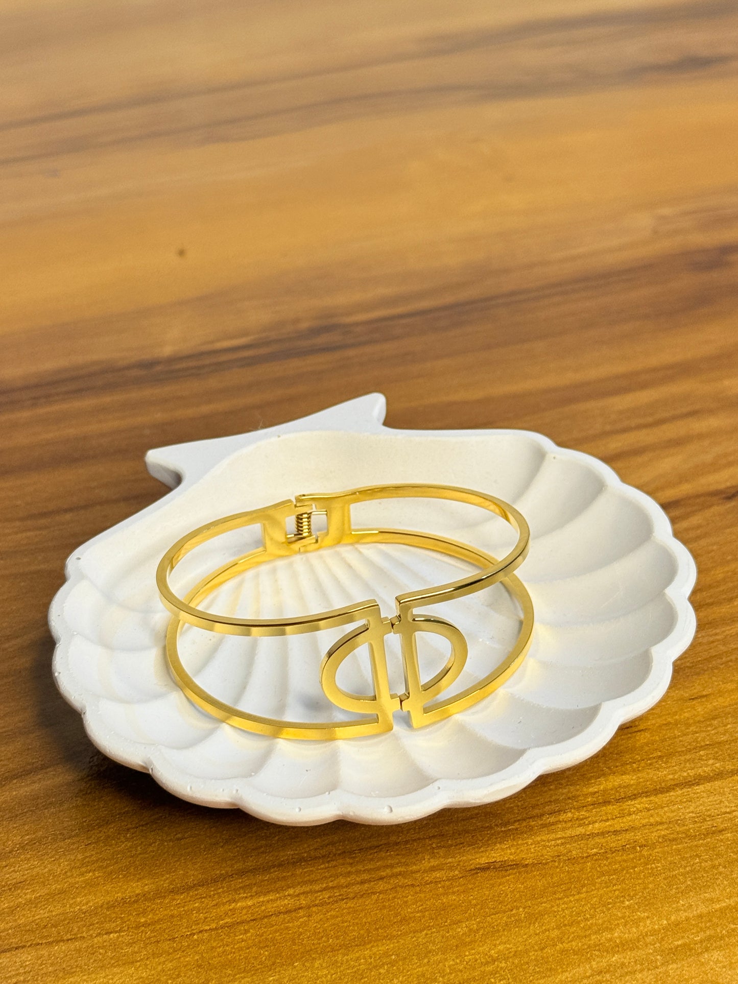 Radiant Deo Cuff