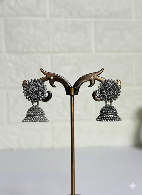 Chandrika  Jhumka