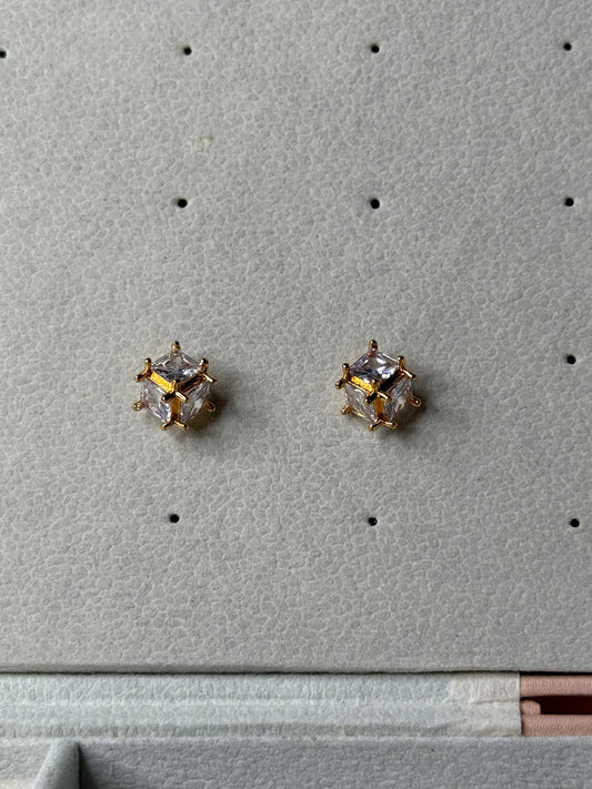 Geomatric Studs