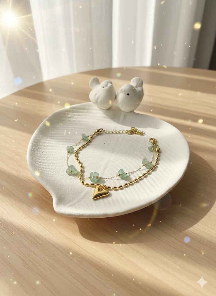 Golden heart and stone bracelet
