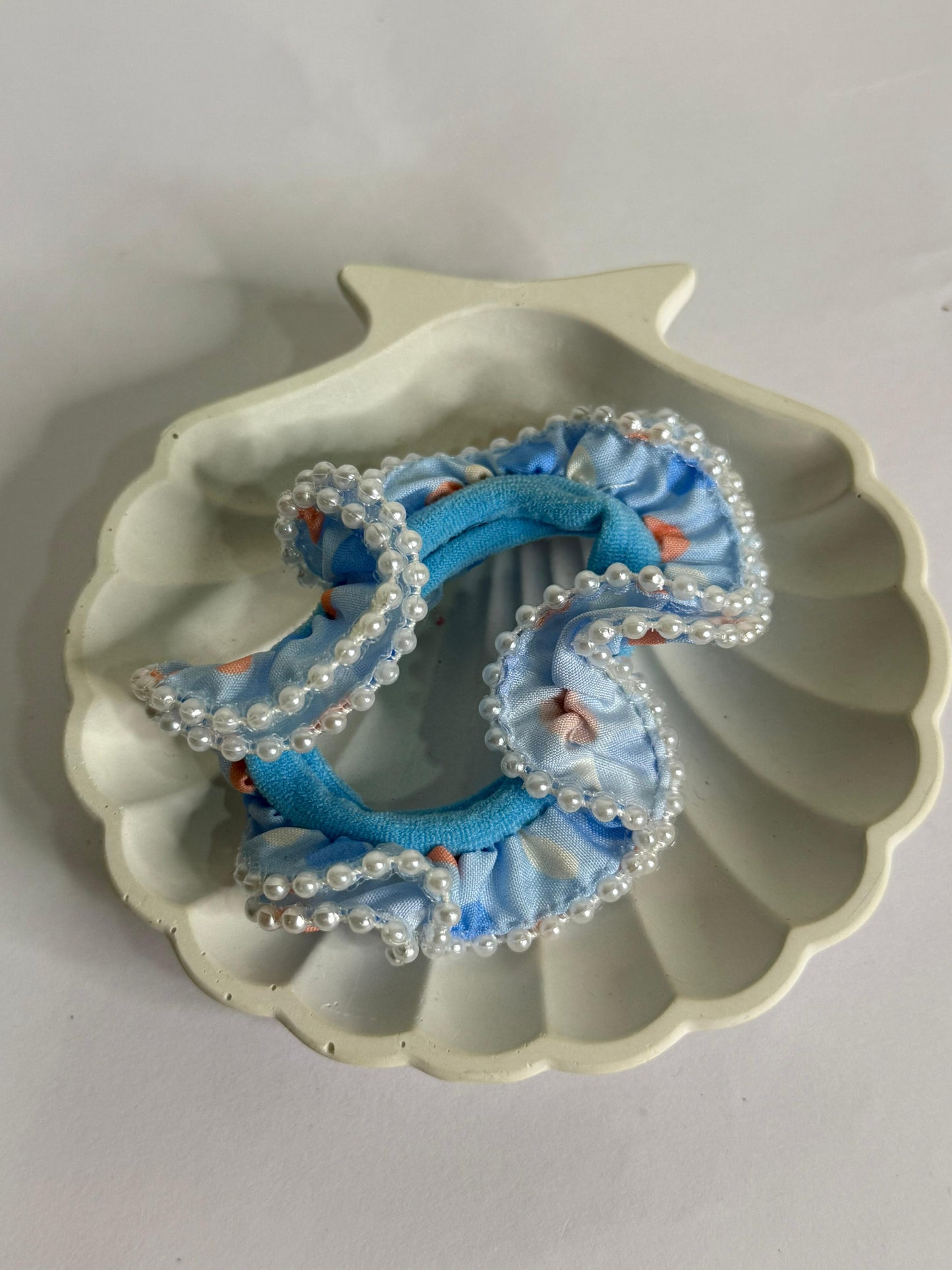 Pearl Hair Tie