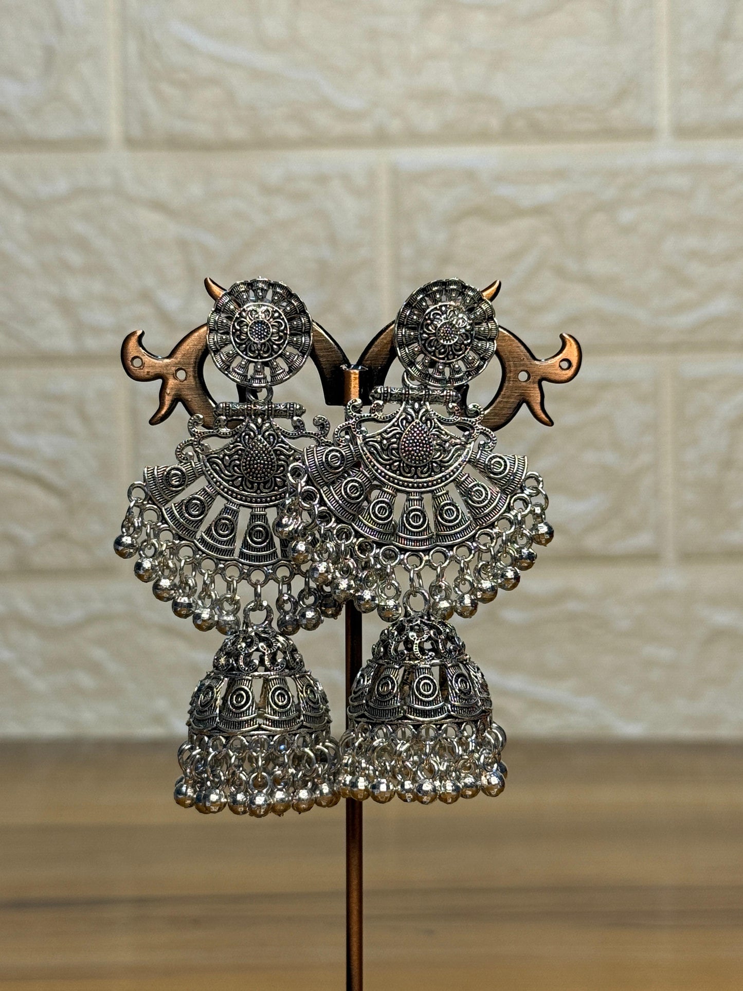 Jharokha jhumke