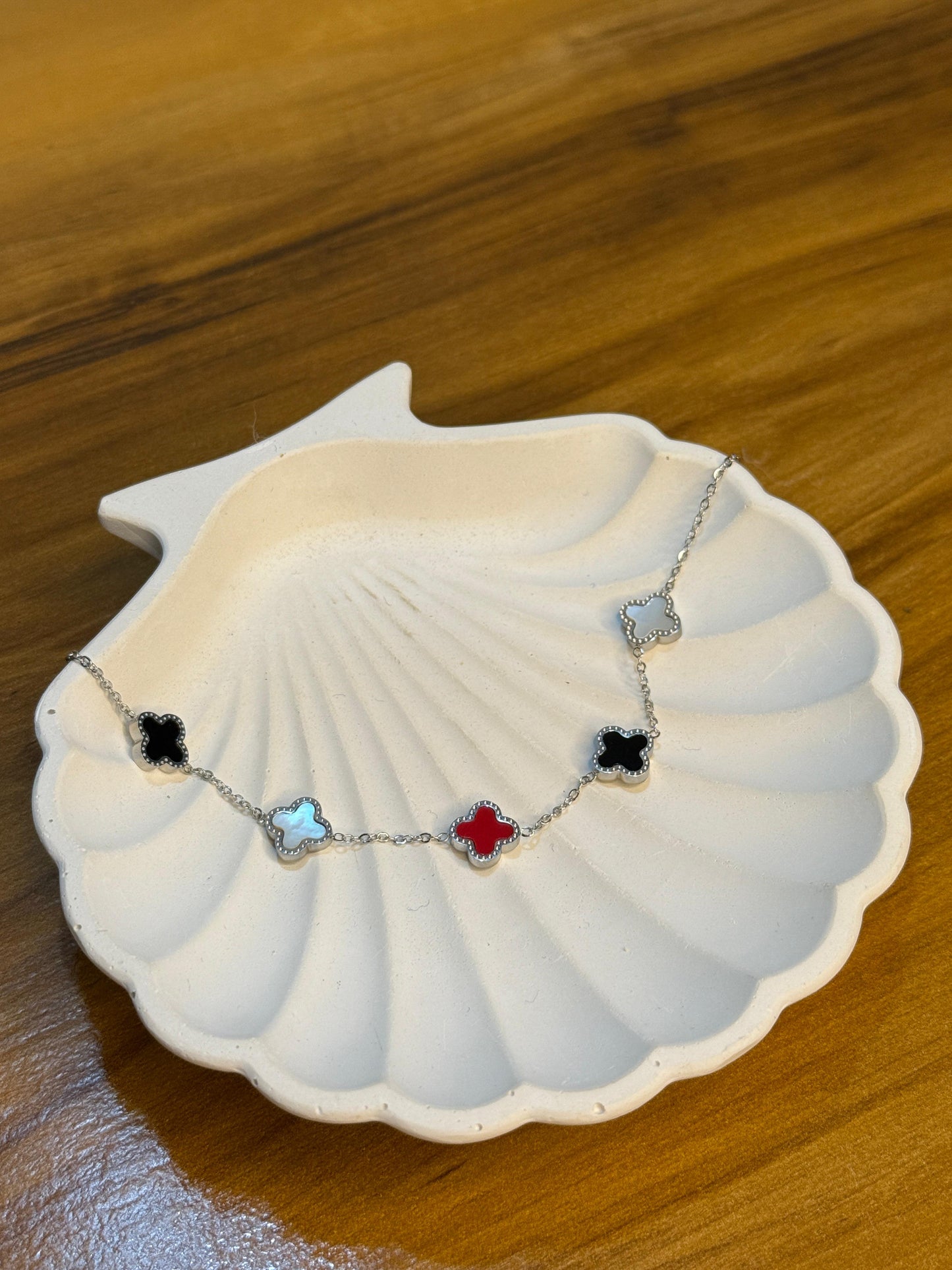 Mini Clover Bracelet
