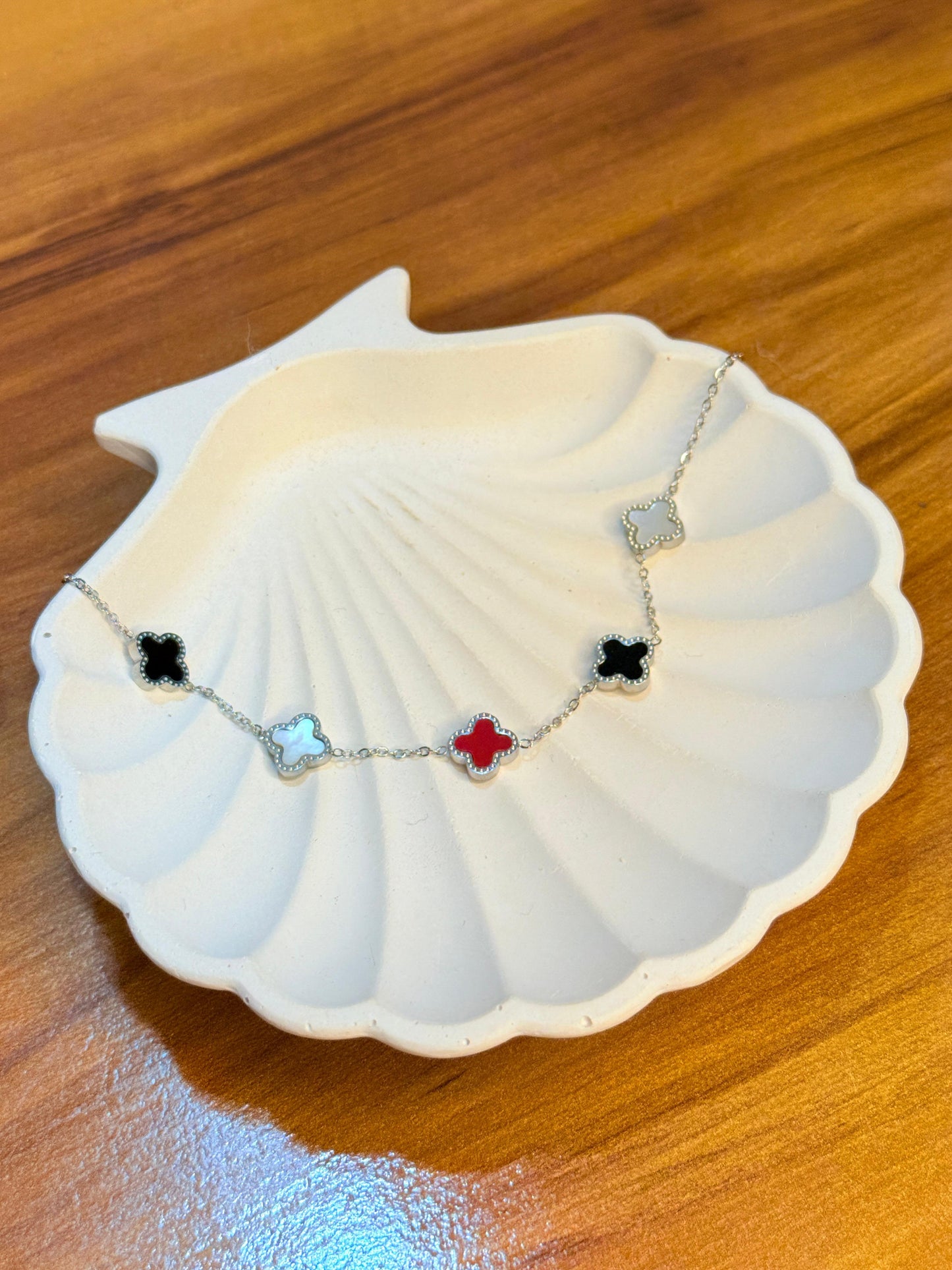 Mini Clover Bracelet