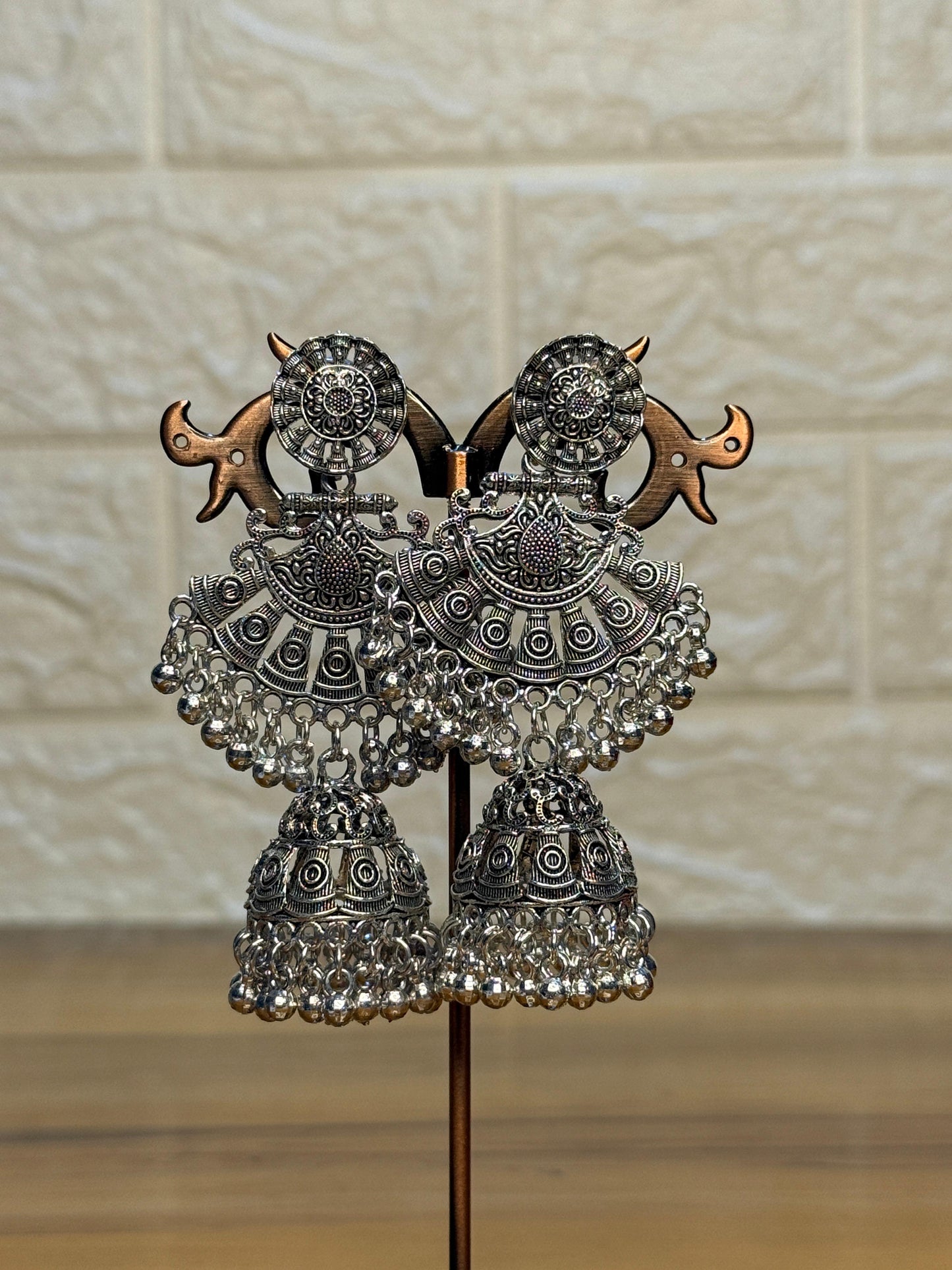 Jharokha jhumke