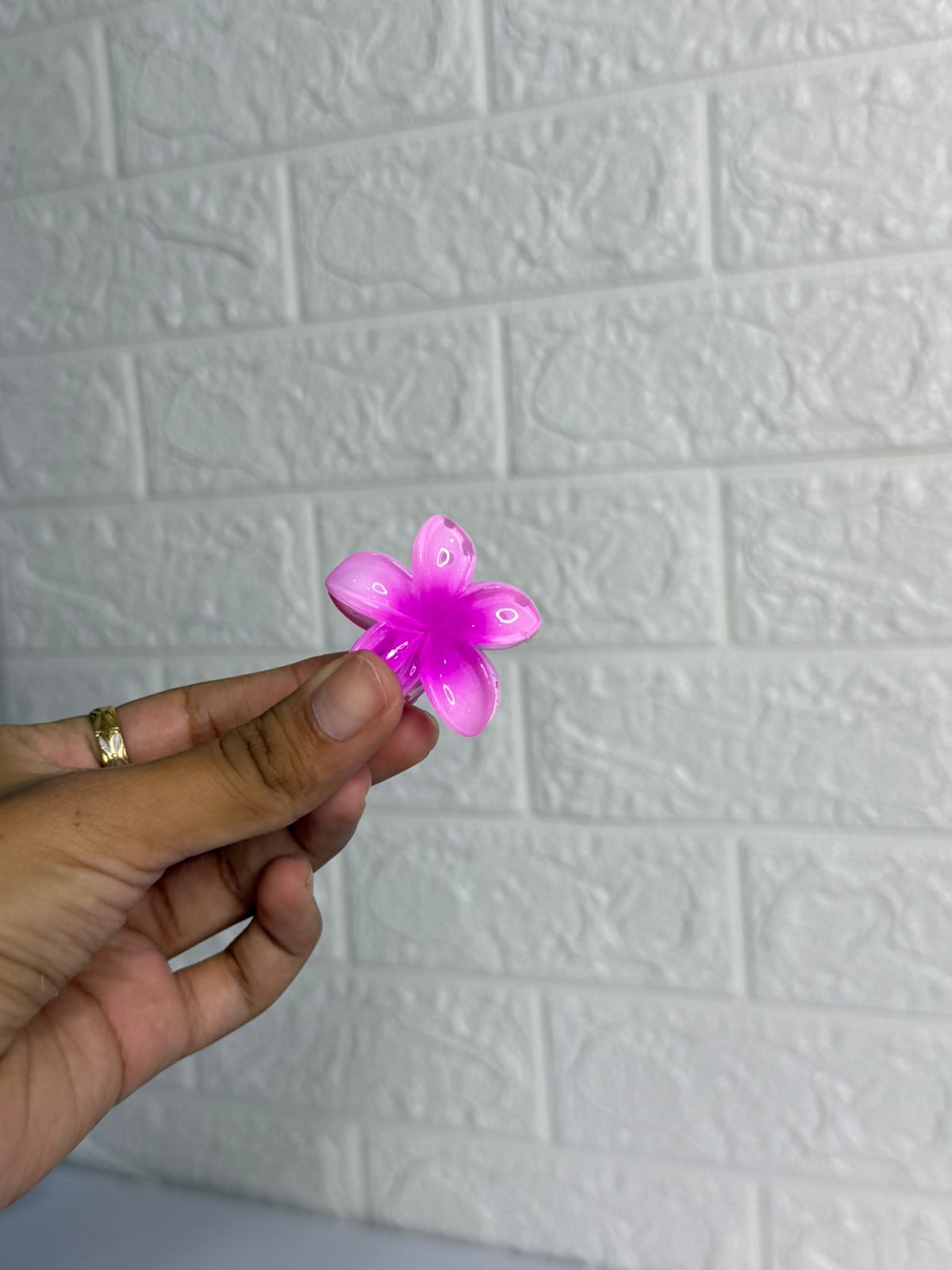 Mini Glossy Flower Claw Clip