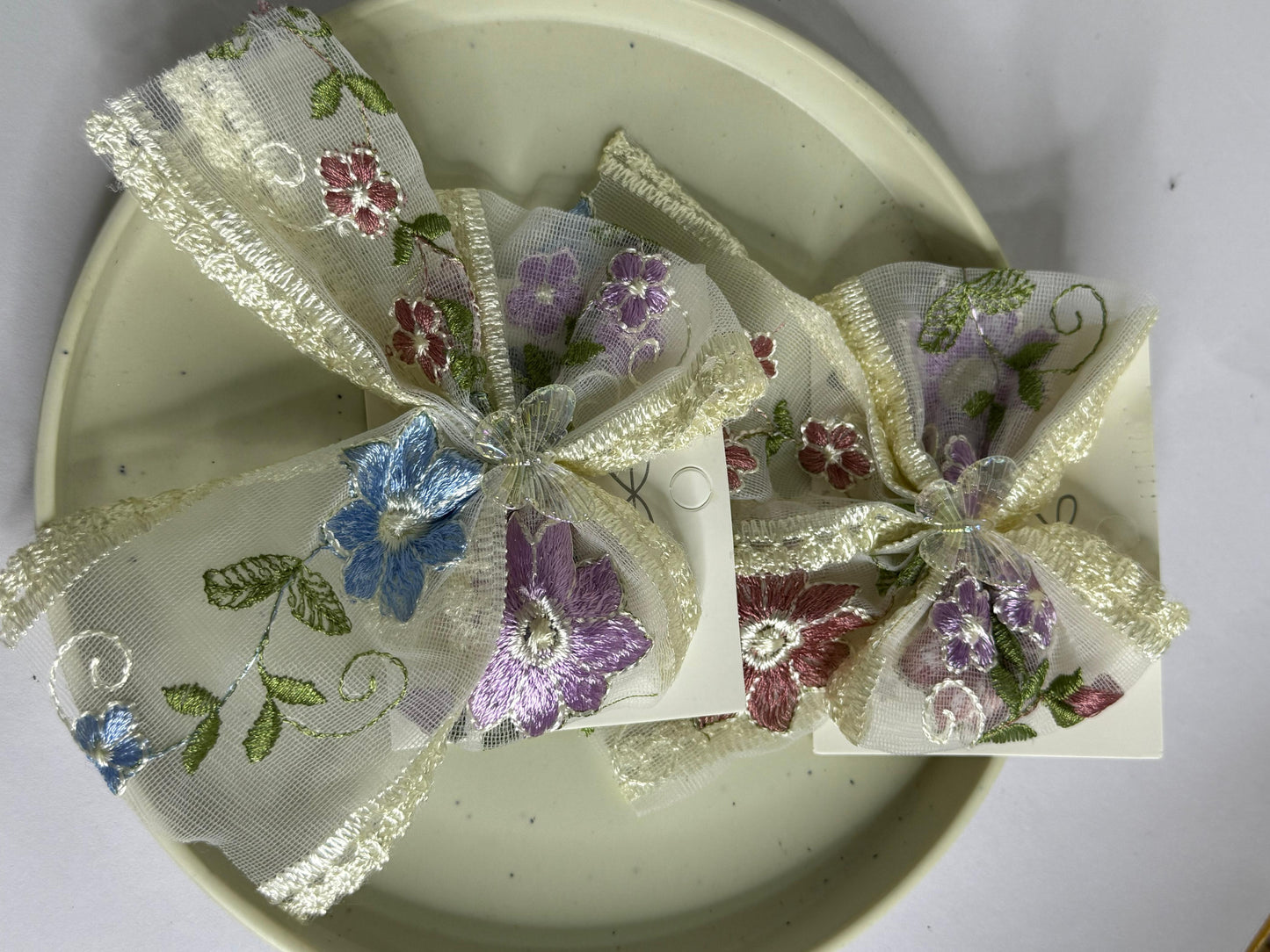 Embroidered Bow Clips