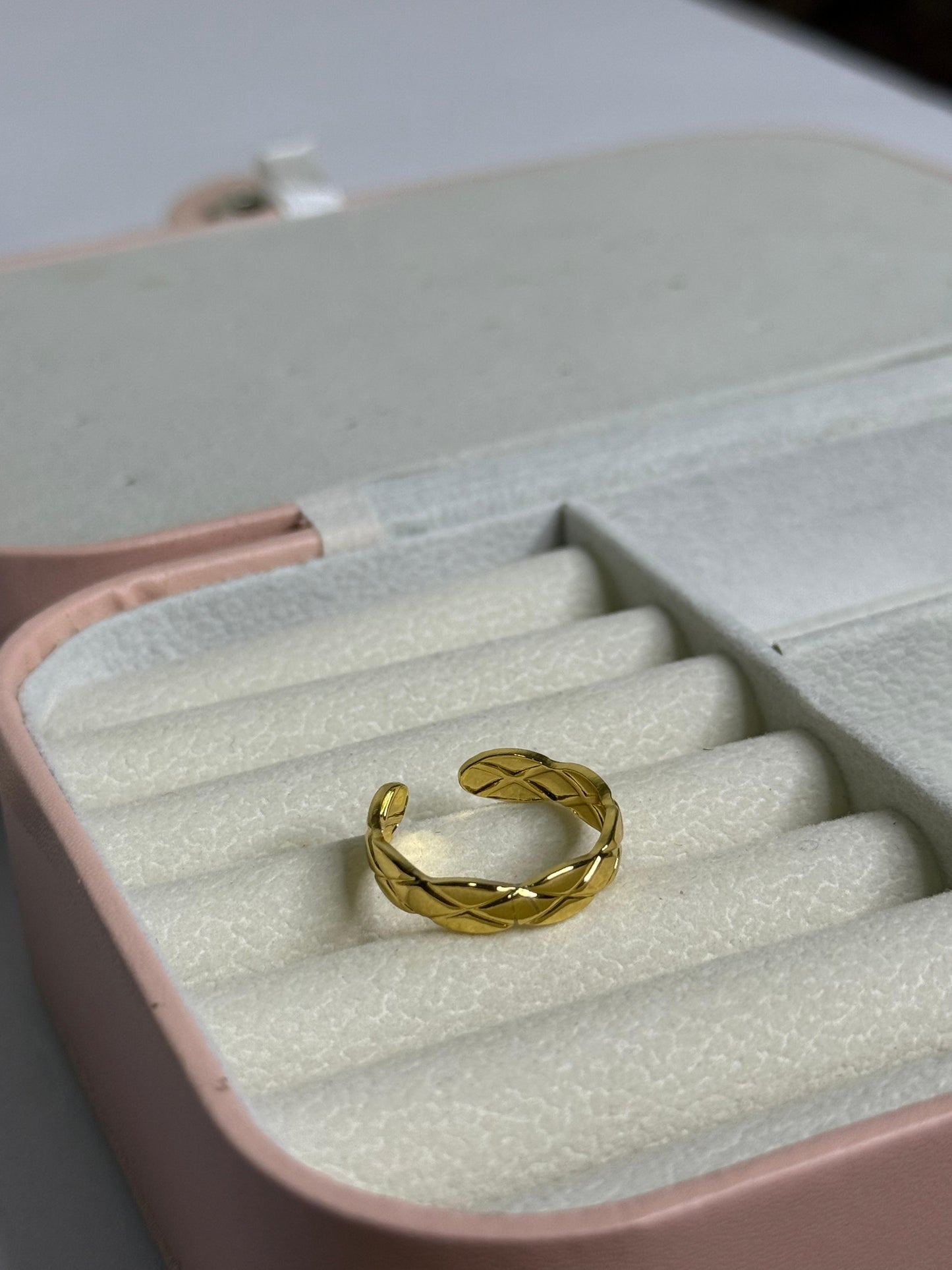 Crosses Ring