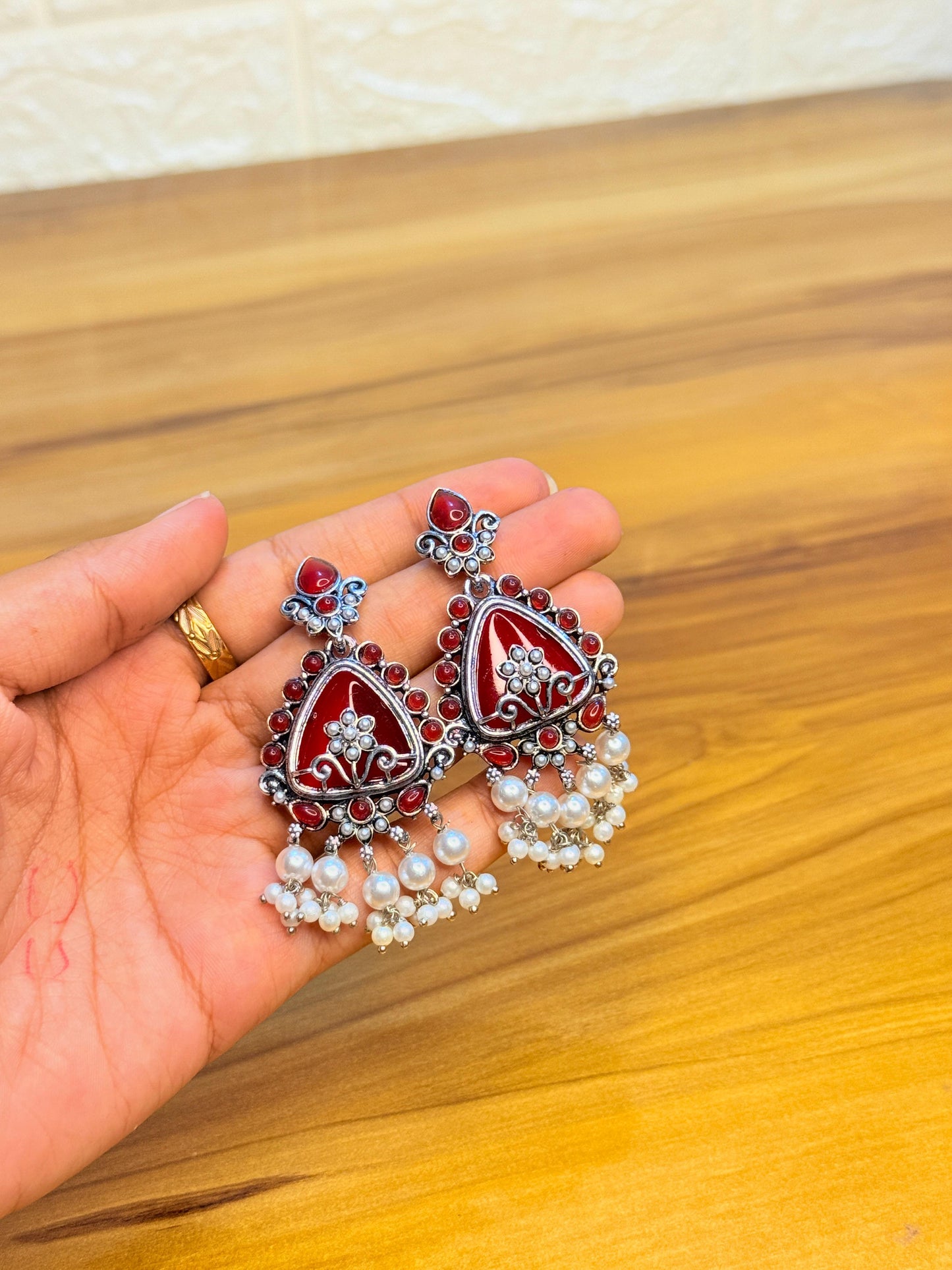 Jodha Jhumke