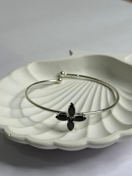 Black Stone Flower