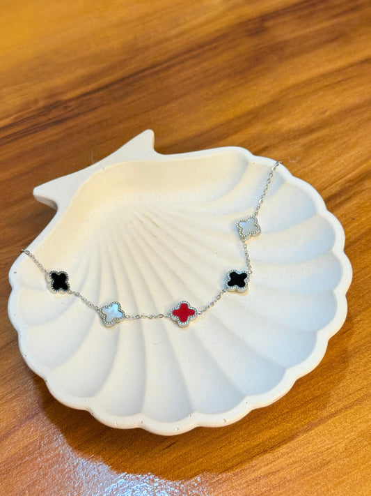 Mini Clover Bracelet