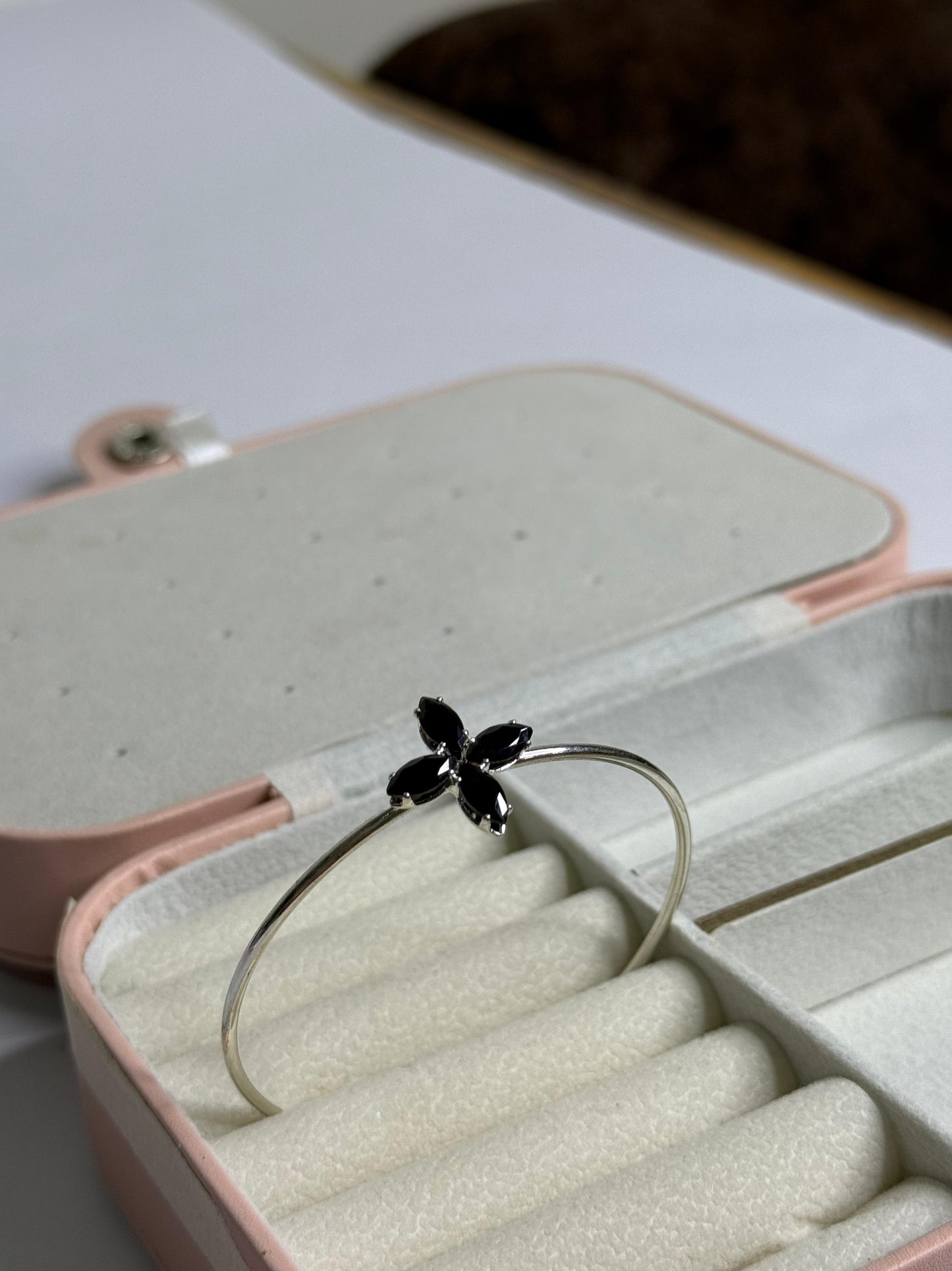 Black Stone Flower