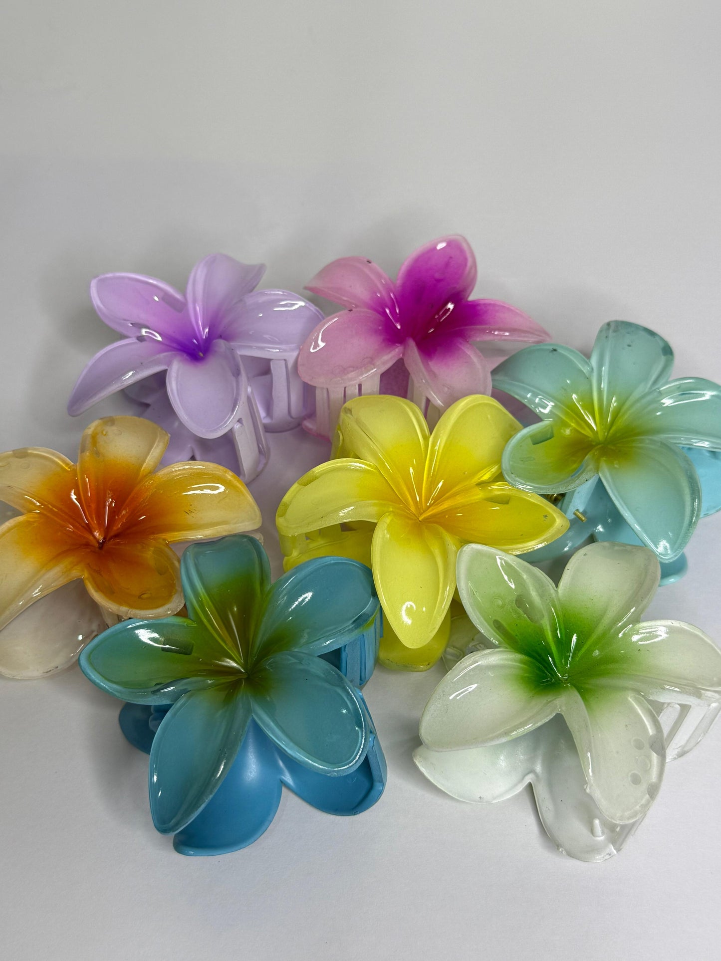 Glossy Flower Claw Clip
